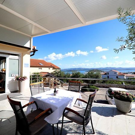 Hotel Murter Bagian luar foto